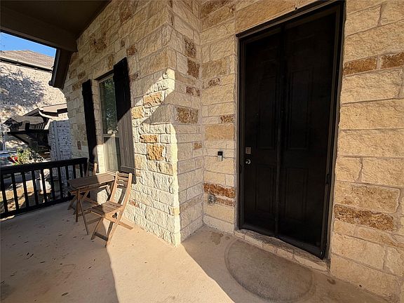 2nd image of 1504 Sibley Way