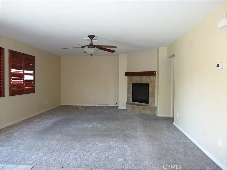 1093 Tangerine Dr — Photo 7