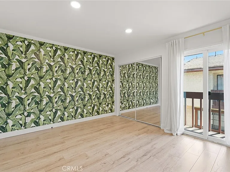 5974 Costello Ave — Photo 12