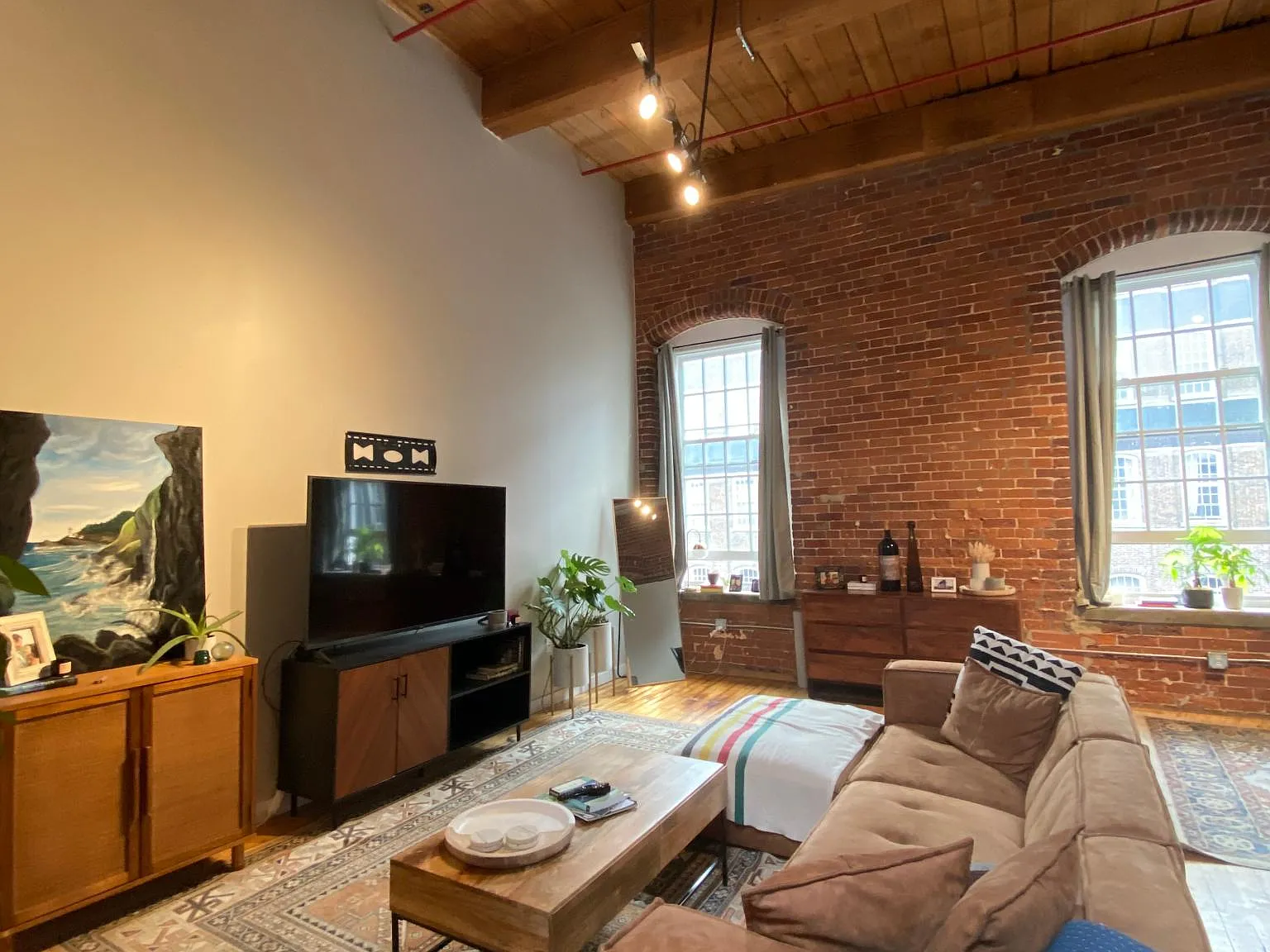1350 Rosa L Parks Blvd — Photo 3
