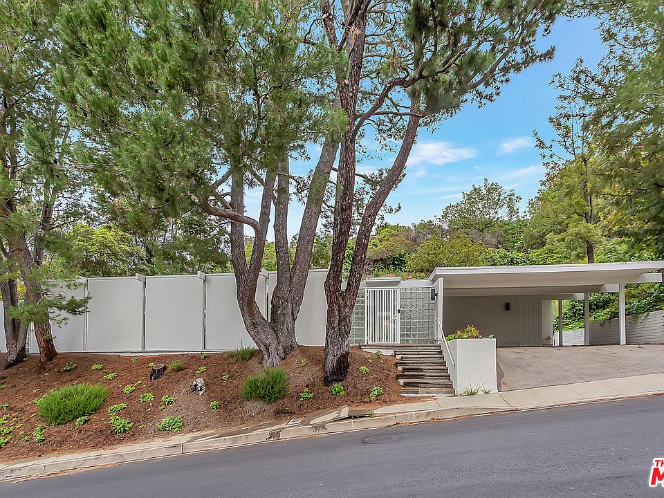 1st image of 2315 San Ysidro Dr