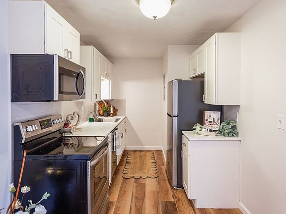 3rd image of 207 Samoset St APT A18