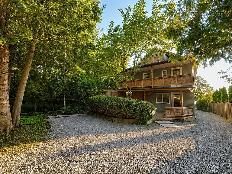 127 Lake Dr N — Photo 8