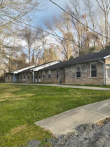 236 Ashwood Dr Photo 1