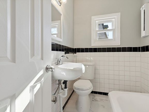 5th image of 6412 Germantown Ave Floor 3