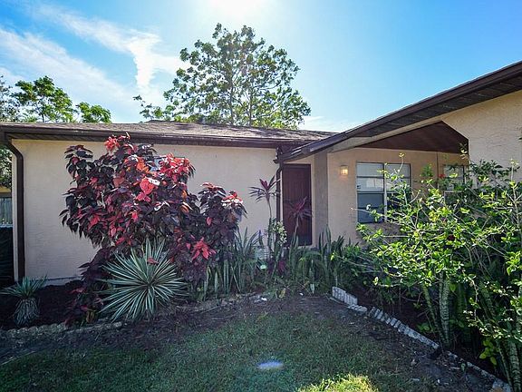 5th image of 7546 Golden Glenn Dr