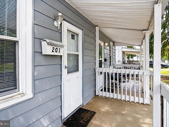 5th image of 201 W Jersey Ave #203