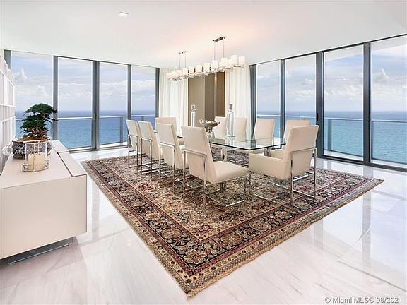 4th image of 19575 Collins Ave Unit 42