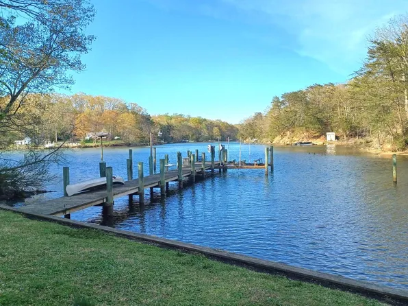 375 Swaggers Point Rd, Solomons, MD 20688