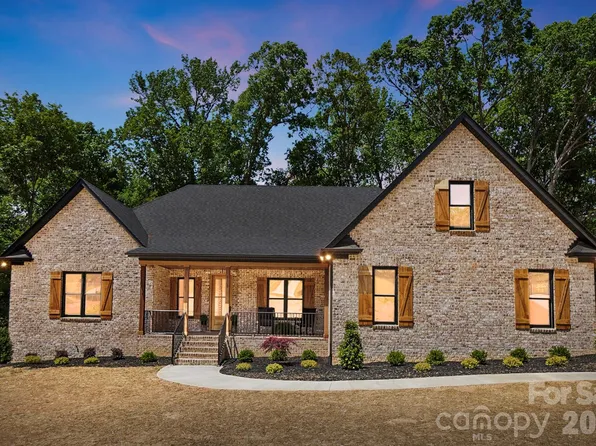 6109 Charity Dr, Marshville, NC 28103