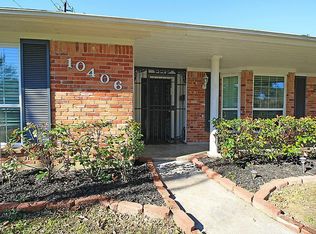 10406 Bob White Dr, Houston, TX 77096