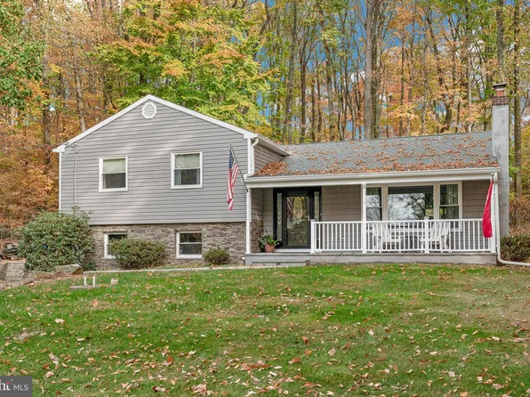 36 Maria Ln, Schwenksville, PA 19473