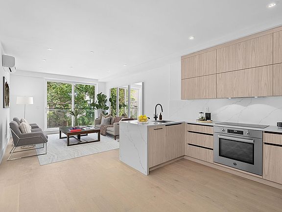 2nd image of 499 Van Buren St APT 2