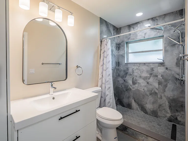 14339 Canalview Dr #D — Photo 8