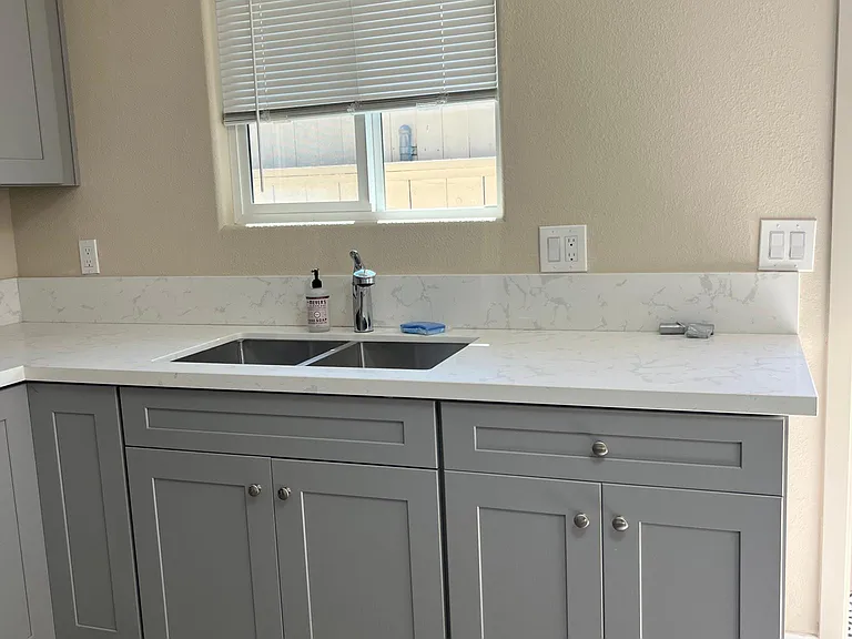 modern kitchen with Quartz counter tops