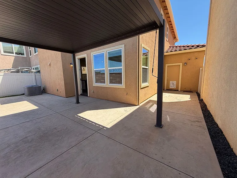 3917 Aristotle Cir — Photo 34