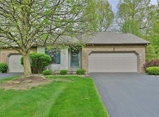 159 Topaz Trl, Cortland, OH