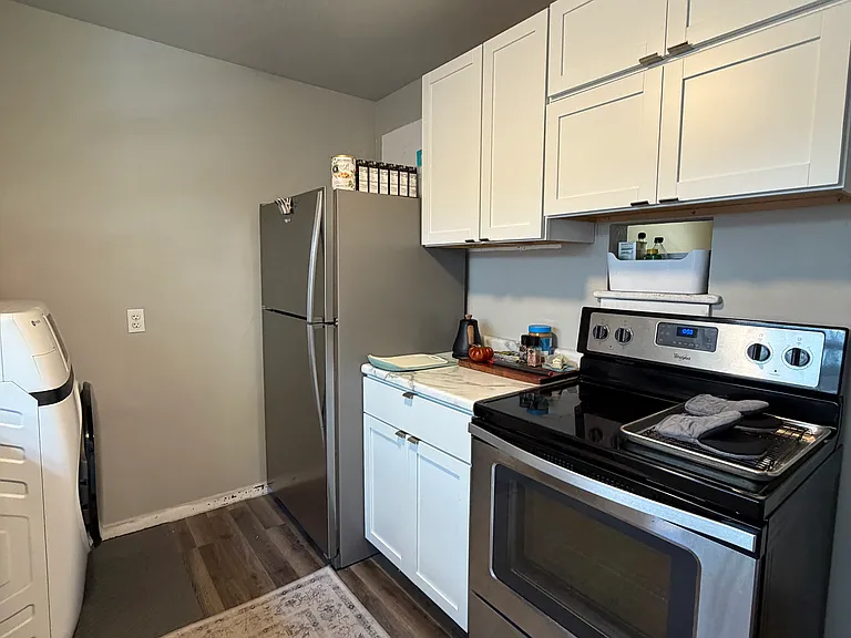 1695 Wiltshire Blvd — Photo 3