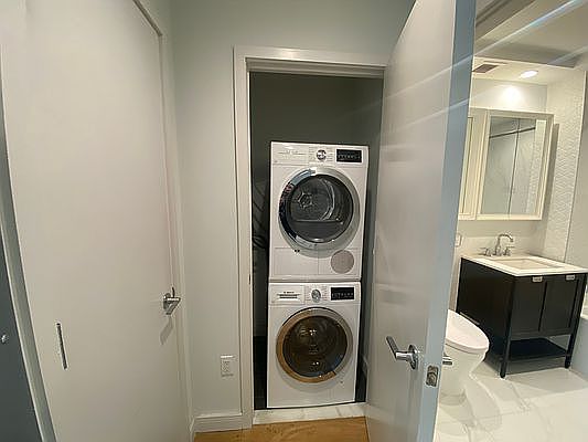 5th image of 409 Eastern Pkwy #2020