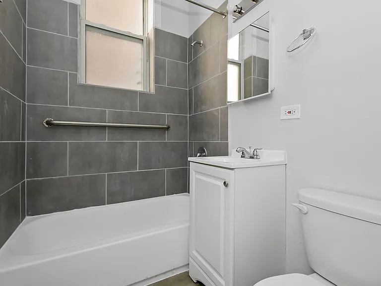 4344 Ellis MOBILITY ZONE — Photo 47