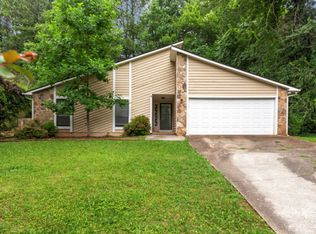 625 Oxford Hall Dr, Lawrenceville, GA 30044