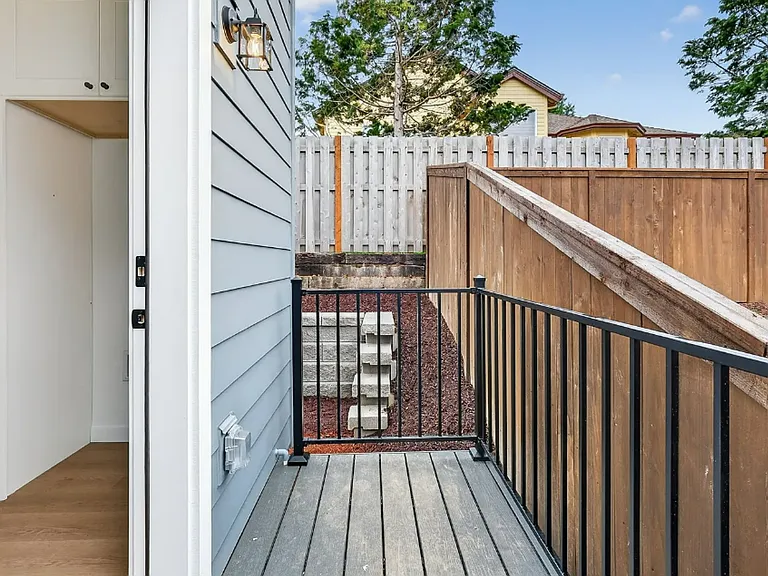 4059 SW McKinley St — Photo 35