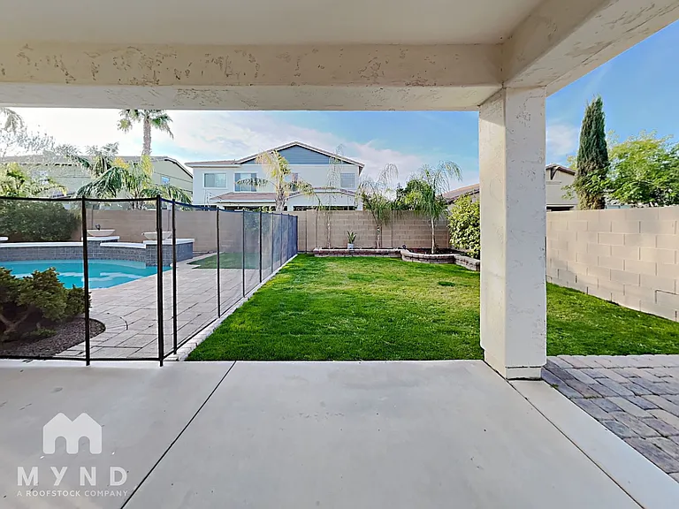 4043 E Bruce Ave — Photo 35