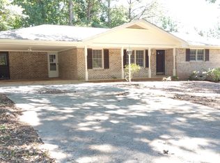 4660 Cain Creek Trl, Lilburn, GA 30047
