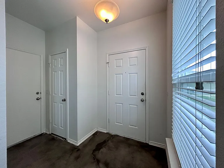 9117 Southwick Dr — Photo 18
