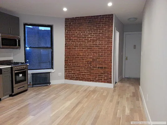 Rented by Sovereign Associates | media 2