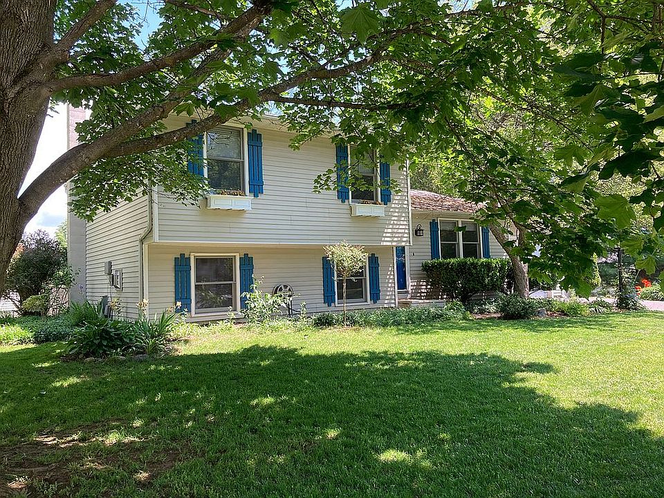 1st image of 8347 Datum Ln