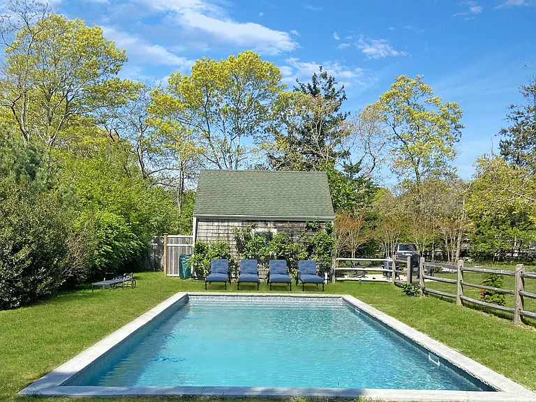 102 E Tiana Rd — Photo 27