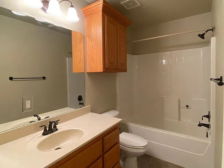 3017 Line Dr — Photo 40