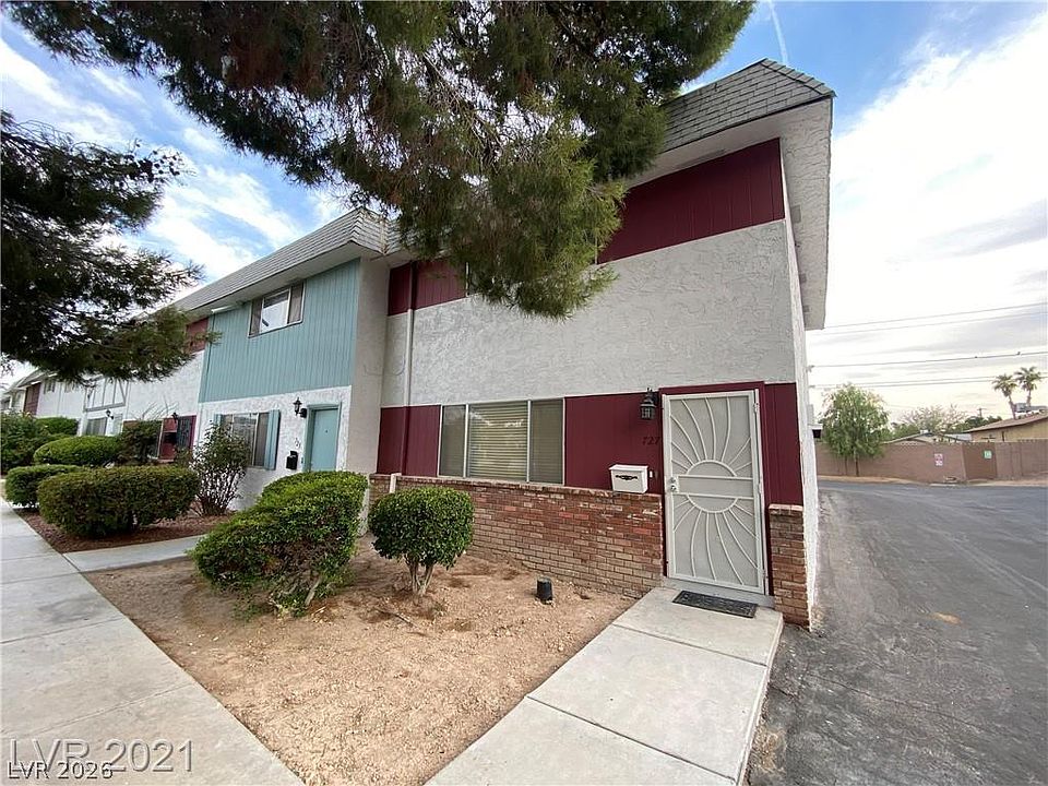 1st image of 727 Greenbriar Townhouse Way