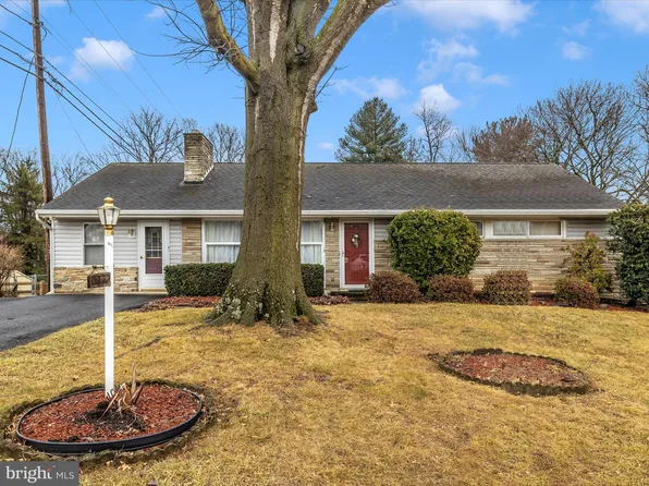 13311 Apple Hill Dr, Hagerstown, MD 21742