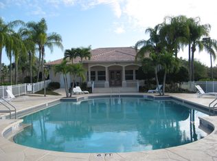 816 Grand Rapids Blvd, Naples, FL 34120