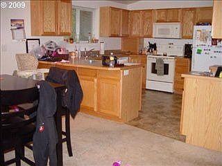 1st image of 75 Park Village Dr