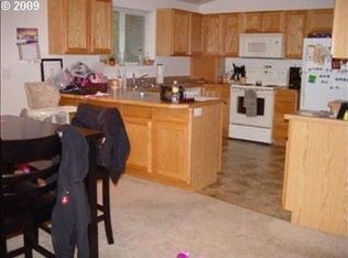 75 Park Village Dr, Florence, OR 97439