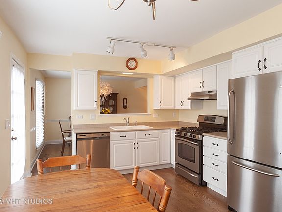 5th image of 1141 Dawes St