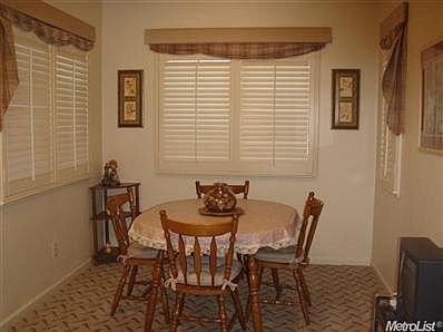5th image of 1942 Norfolk Dr