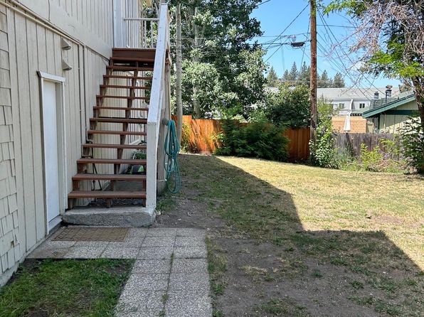 166 Aynes Ct #B, Stateline, NV 89449