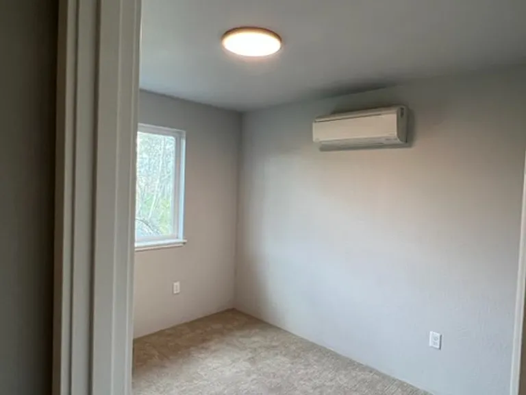610 E Main St #3D — Photo 13