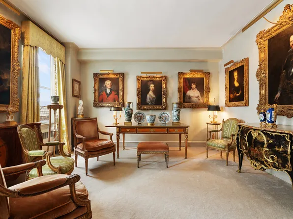 990 5th Avenue image 13 of 19