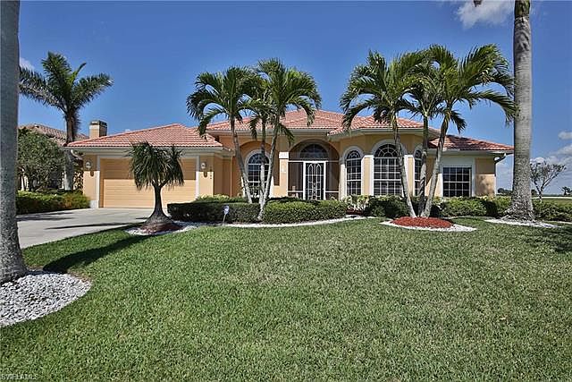 1st image of 18504 Royal Hammock Blvd