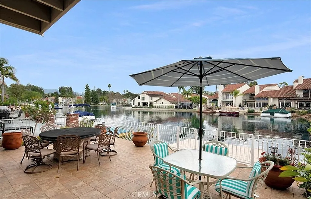4 bed, 2524 sqft, $5,900 — Photo 3