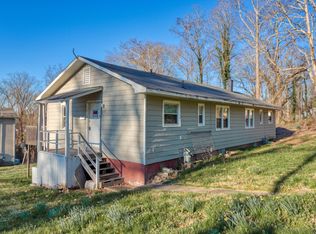 161 W Wadsworth Cir, Oak Ridge, TN 37830