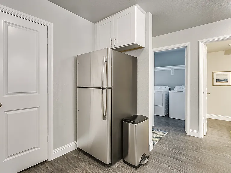 3905 Sheraton Rd — Photo 34