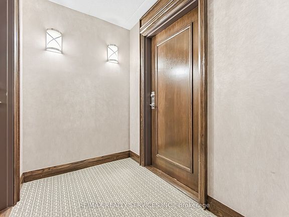 3rd image of 30 Via Rosedale #305