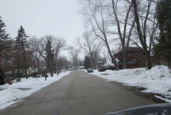 2nd image of 4921 Parkview Dr