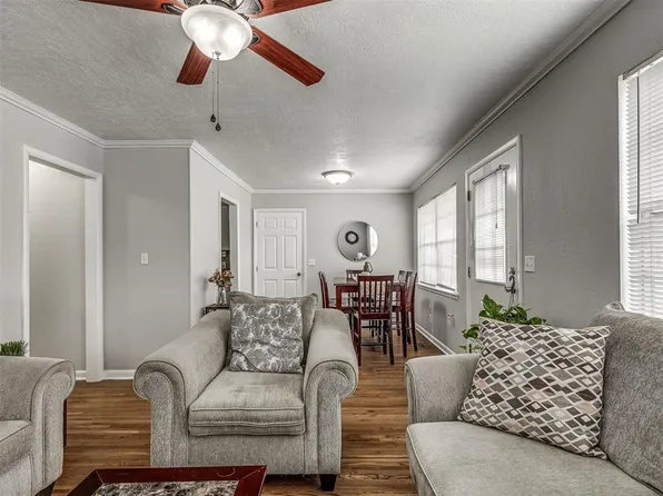 8930 E 33rd Pl, Tulsa, OK 74145